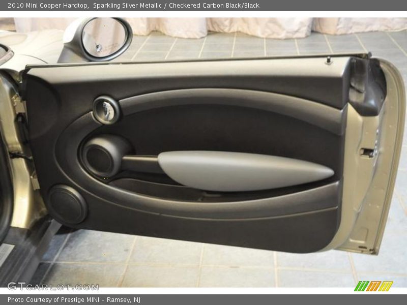 Sparkling Silver Metallic / Checkered Carbon Black/Black 2010 Mini Cooper Hardtop