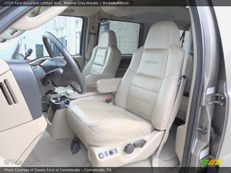  2005 Excursion Limited 4X4 Medium Pebble Interior