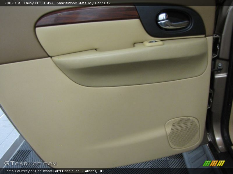 Sandalwood Metallic / Light Oak 2002 GMC Envoy XL SLT 4x4