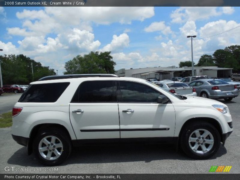 Cream White / Gray 2008 Saturn Outlook XE