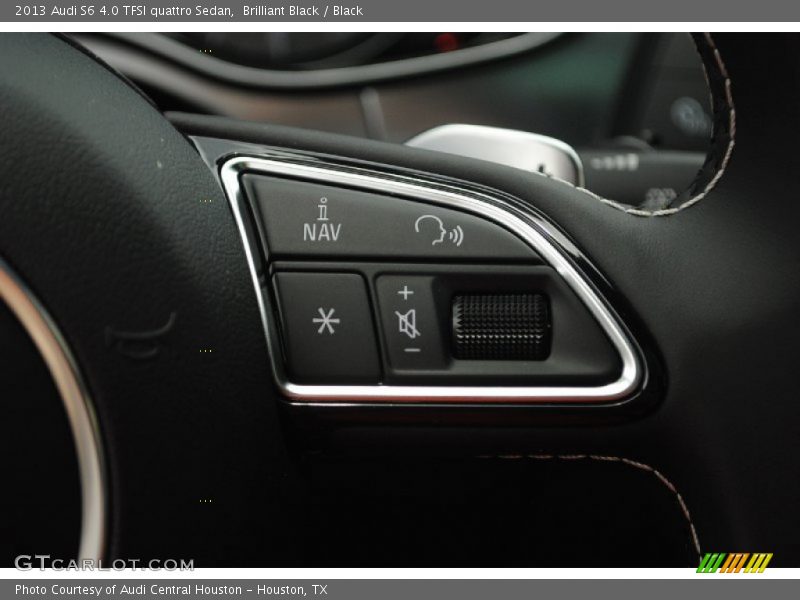 Controls of 2013 S6 4.0 TFSI quattro Sedan