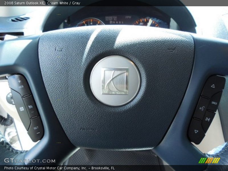 Cream White / Gray 2008 Saturn Outlook XE