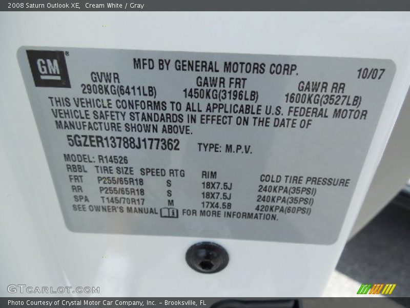 Cream White / Gray 2008 Saturn Outlook XE