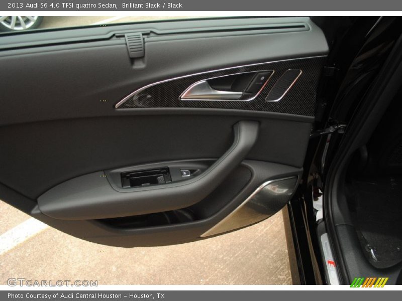 Door Panel of 2013 S6 4.0 TFSI quattro Sedan