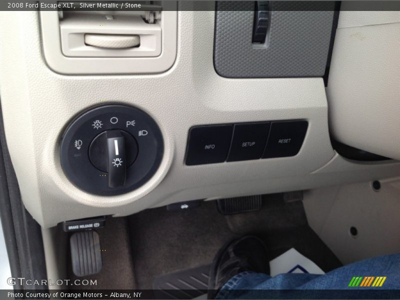 Silver Metallic / Stone 2008 Ford Escape XLT