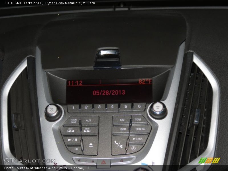 Cyber Gray Metallic / Jet Black 2010 GMC Terrain SLE