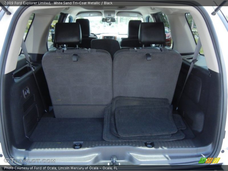  2009 Explorer Limited Trunk