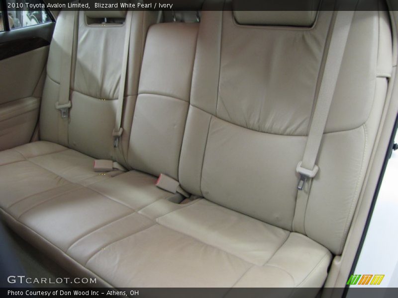 Blizzard White Pearl / Ivory 2010 Toyota Avalon Limited