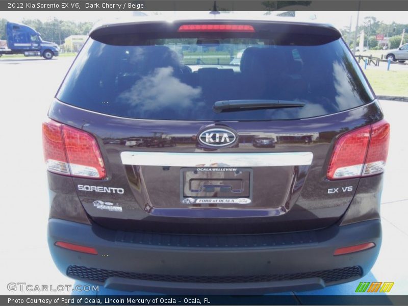 Dark Cherry / Beige 2012 Kia Sorento EX V6