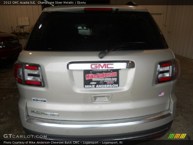 Champagne Silver Metallic / Ebony 2013 GMC Acadia SLE