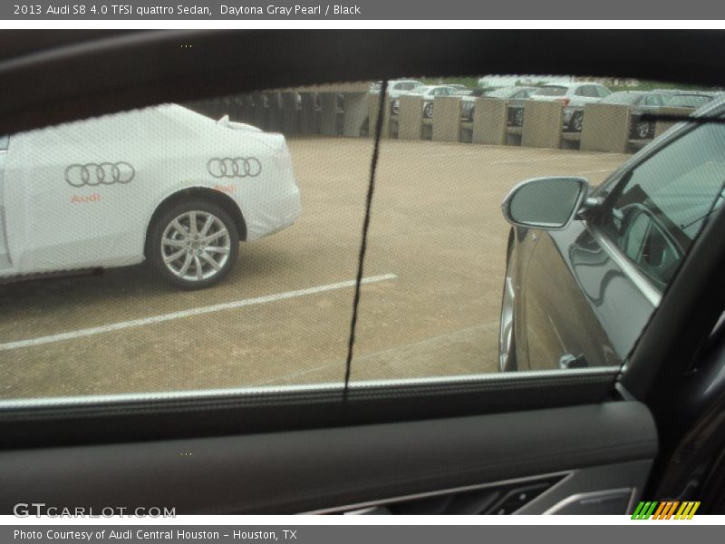 Daytona Gray Pearl / Black 2013 Audi S8 4.0 TFSI quattro Sedan