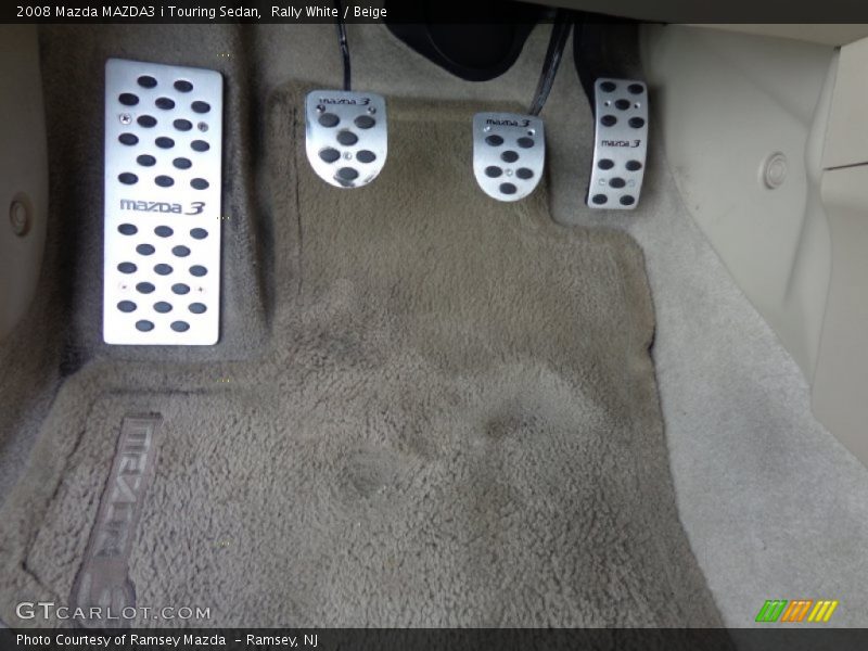 Controls of 2008 MAZDA3 i Touring Sedan