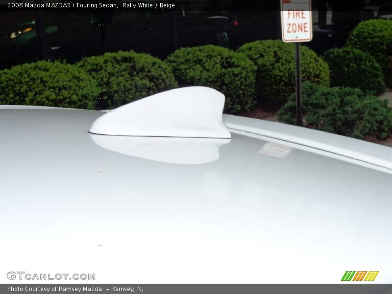 Rally White / Beige 2008 Mazda MAZDA3 i Touring Sedan