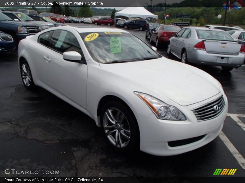 Moonlight White / Graphite 2009 Infiniti G 37 x Coupe