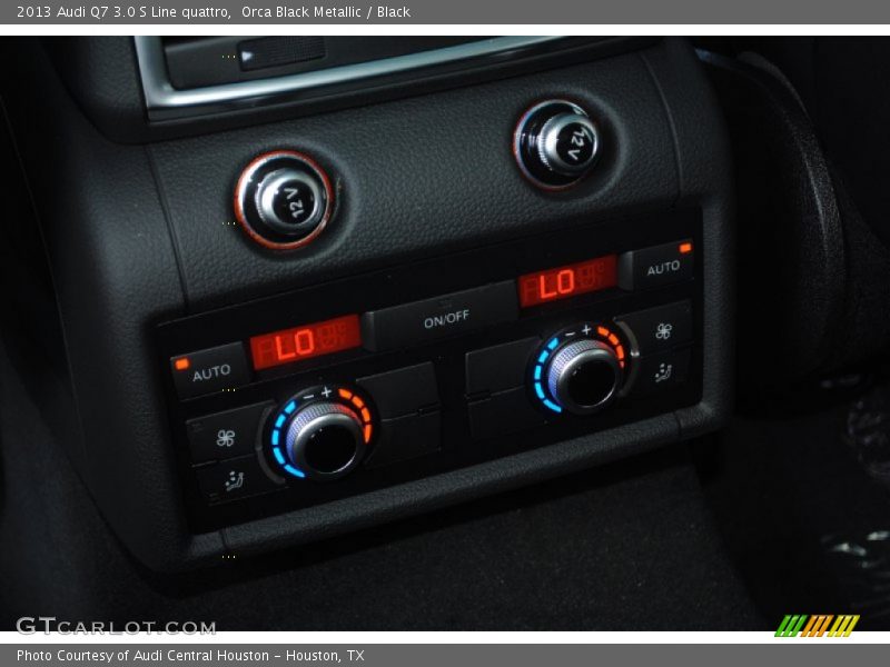 Orca Black Metallic / Black 2013 Audi Q7 3.0 S Line quattro