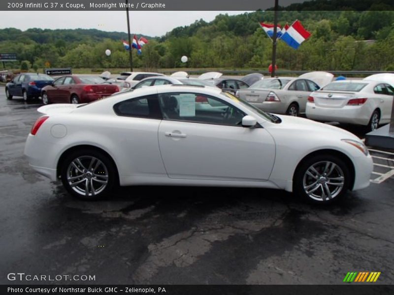 Moonlight White / Graphite 2009 Infiniti G 37 x Coupe