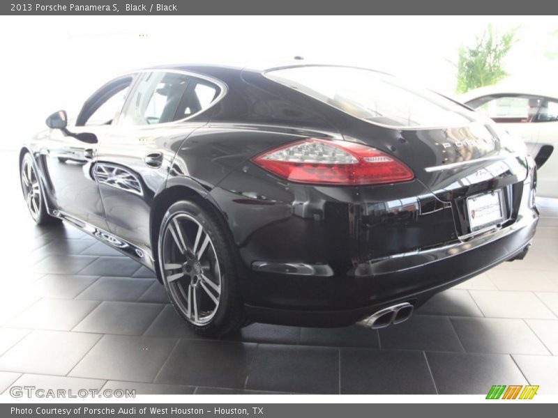 Black / Black 2013 Porsche Panamera S