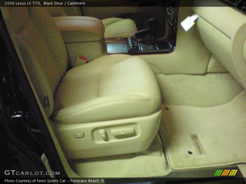 Black Onyx / Cashmere 2009 Lexus LX 570
