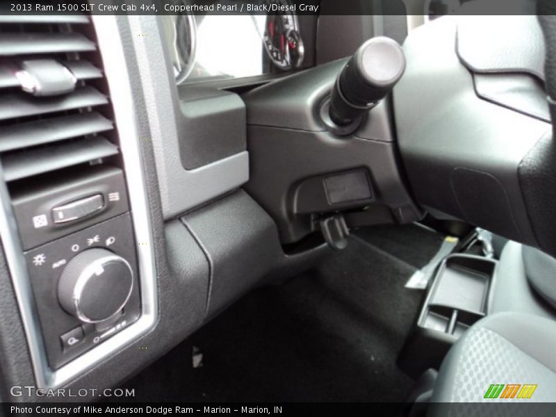 Copperhead Pearl / Black/Diesel Gray 2013 Ram 1500 SLT Crew Cab 4x4