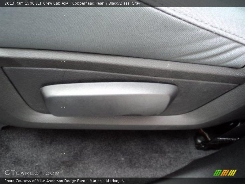 Copperhead Pearl / Black/Diesel Gray 2013 Ram 1500 SLT Crew Cab 4x4