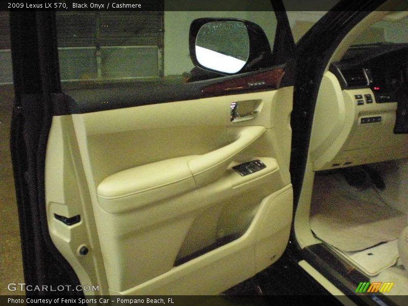 Black Onyx / Cashmere 2009 Lexus LX 570