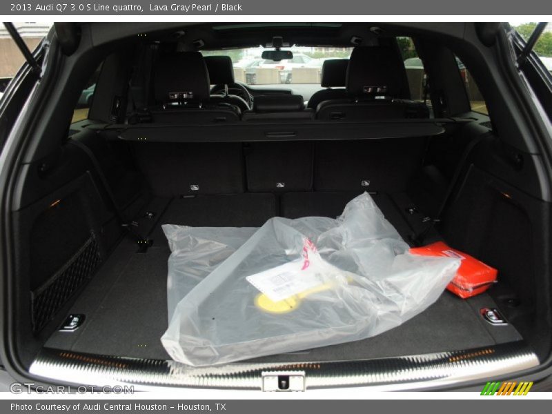  2013 Q7 3.0 S Line quattro Trunk
