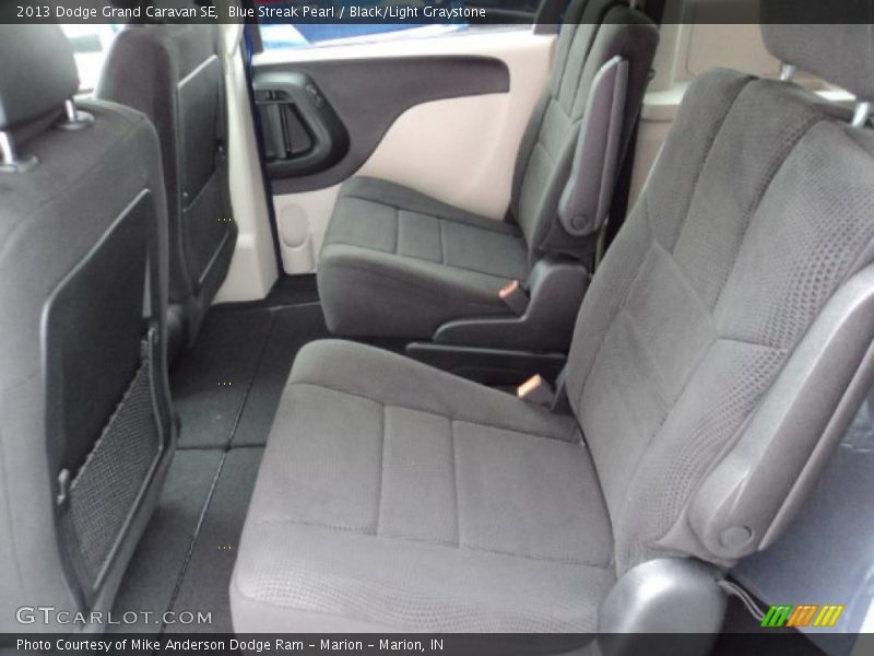 Blue Streak Pearl / Black/Light Graystone 2013 Dodge Grand Caravan SE