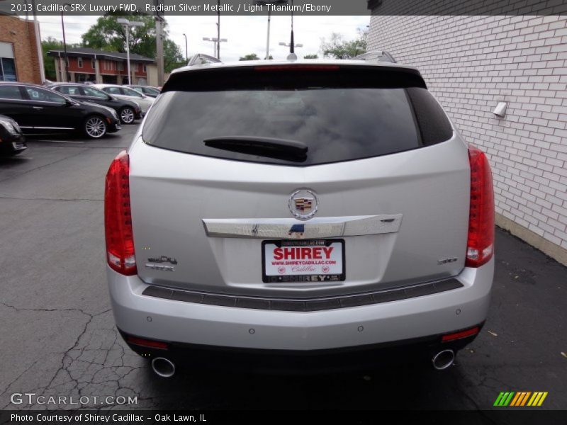 Radiant Silver Metallic / Light Titanium/Ebony 2013 Cadillac SRX Luxury FWD