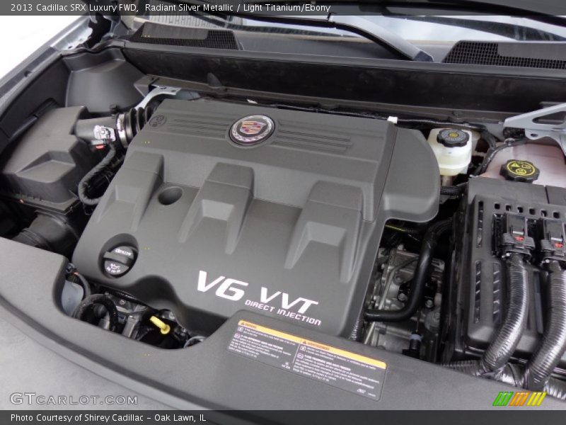 Radiant Silver Metallic / Light Titanium/Ebony 2013 Cadillac SRX Luxury FWD