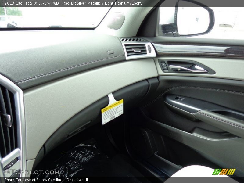 Radiant Silver Metallic / Light Titanium/Ebony 2013 Cadillac SRX Luxury FWD