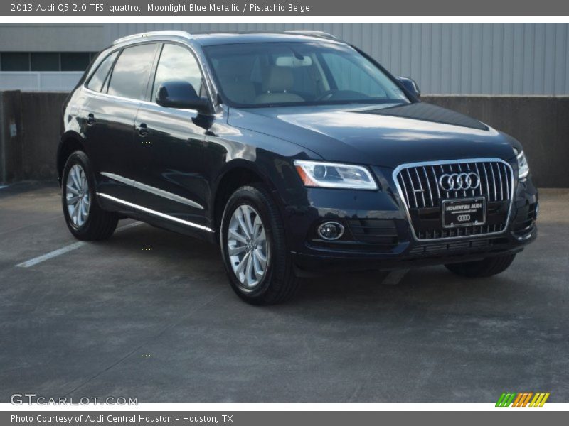 Moonlight Blue Metallic / Pistachio Beige 2013 Audi Q5 2.0 TFSI quattro