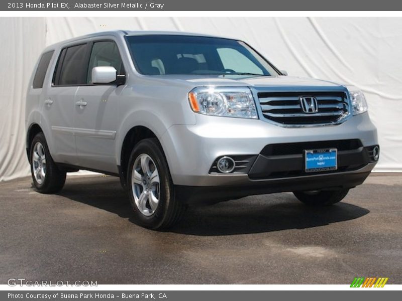 Alabaster Silver Metallic / Gray 2013 Honda Pilot EX