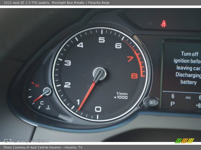 Moonlight Blue Metallic / Pistachio Beige 2013 Audi Q5 2.0 TFSI quattro