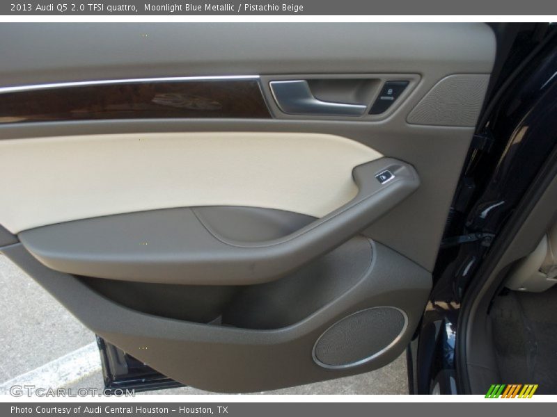 Moonlight Blue Metallic / Pistachio Beige 2013 Audi Q5 2.0 TFSI quattro
