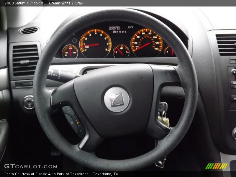 Cream White / Gray 2008 Saturn Outlook XE