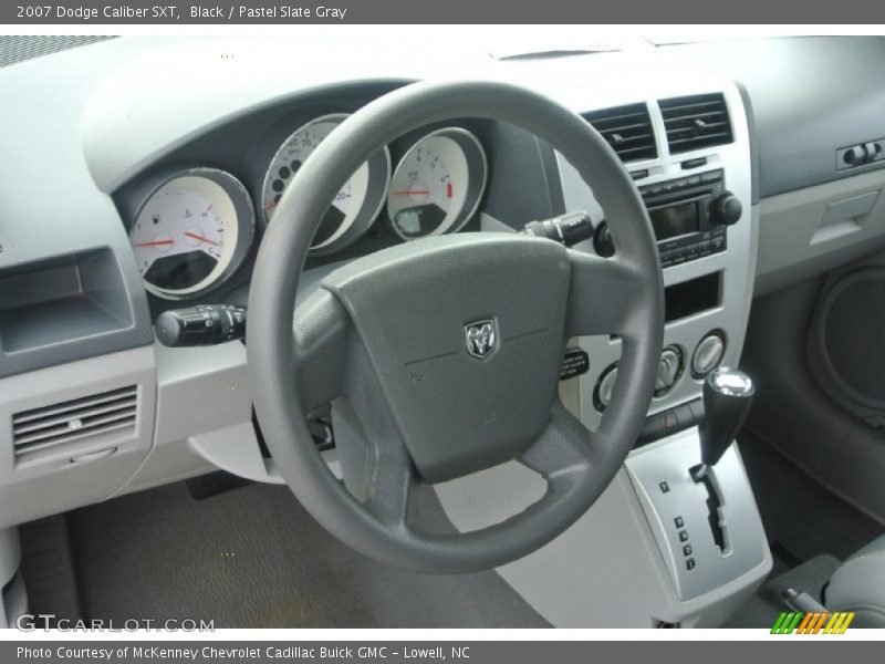 Dashboard of 2007 Caliber SXT