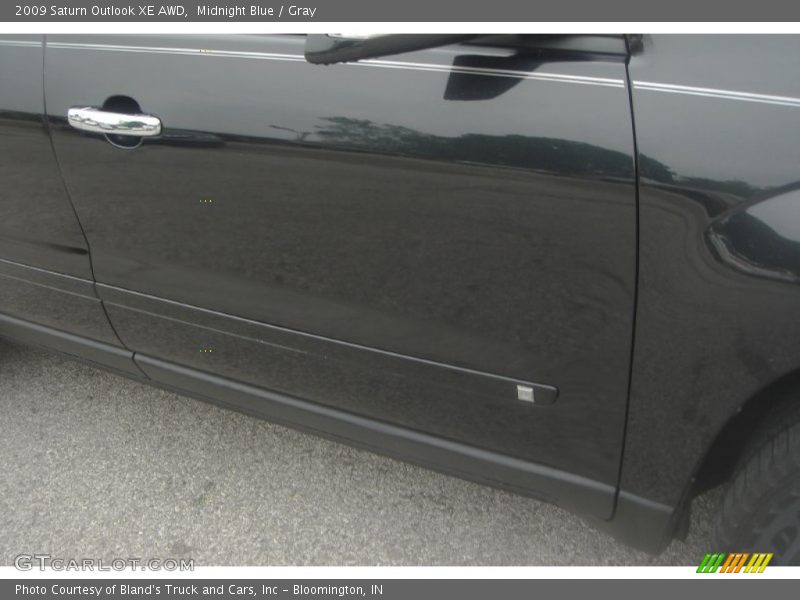 Midnight Blue / Gray 2009 Saturn Outlook XE AWD