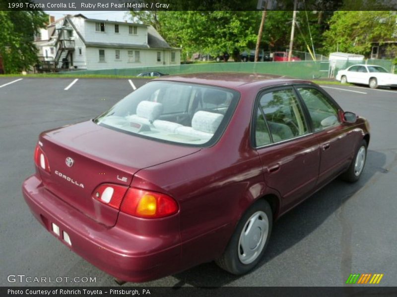 Ruby Red Pearl Metallic / Gray 1998 Toyota Corolla LE