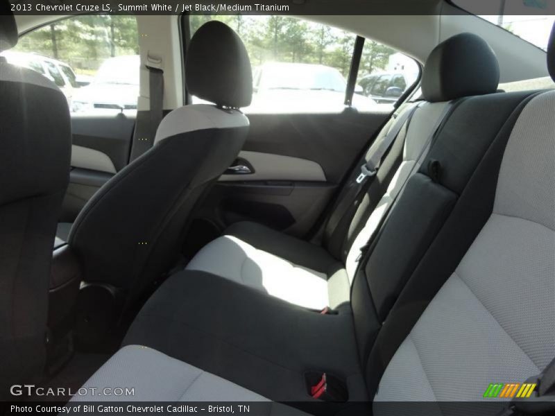 Summit White / Jet Black/Medium Titanium 2013 Chevrolet Cruze LS