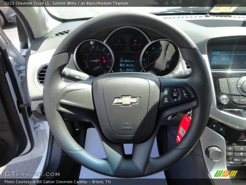Summit White / Jet Black/Medium Titanium 2013 Chevrolet Cruze LS