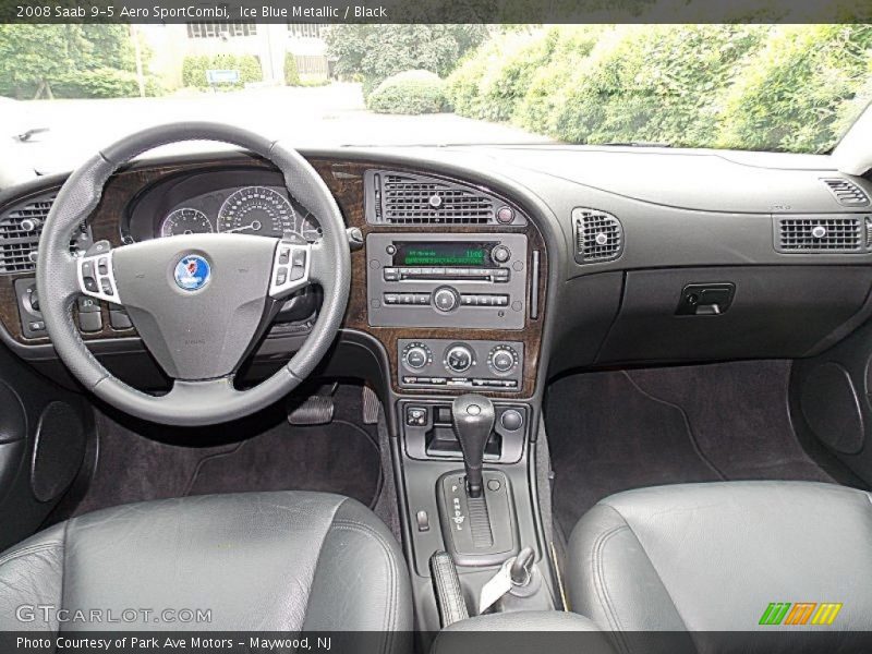 Dashboard of 2008 9-5 Aero SportCombi