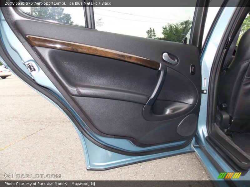 Door Panel of 2008 9-5 Aero SportCombi