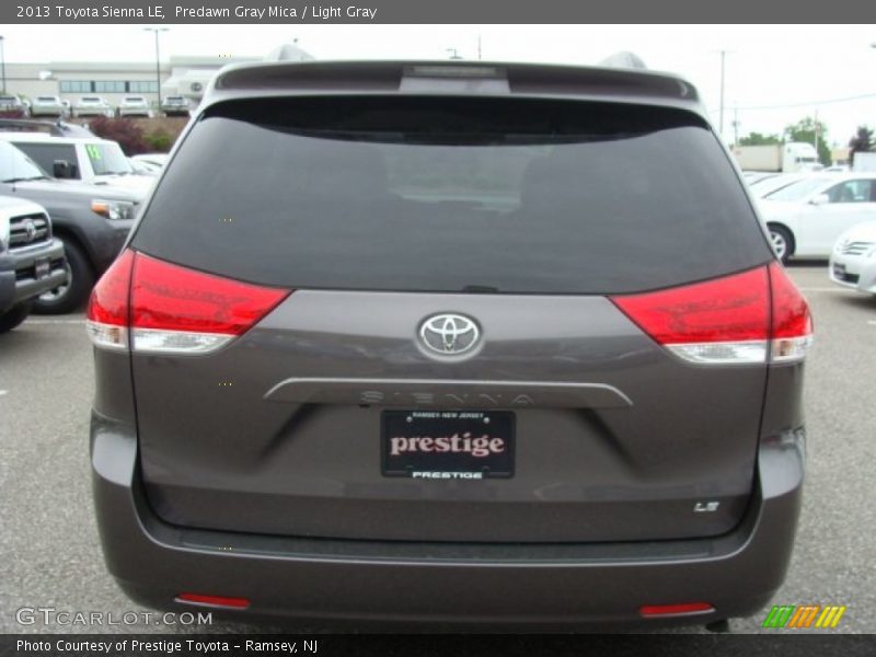 Predawn Gray Mica / Light Gray 2013 Toyota Sienna LE