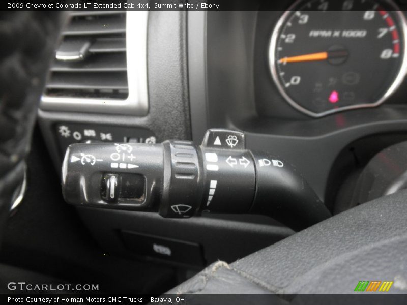 Controls of 2009 Colorado LT Extended Cab 4x4