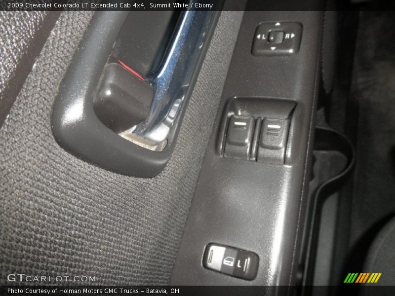 Controls of 2009 Colorado LT Extended Cab 4x4
