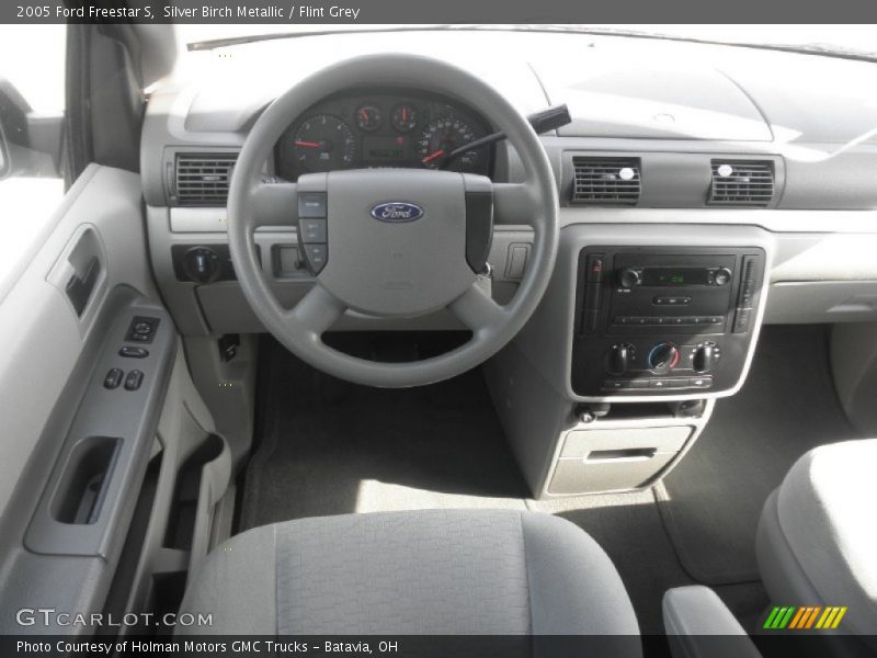 Silver Birch Metallic / Flint Grey 2005 Ford Freestar S