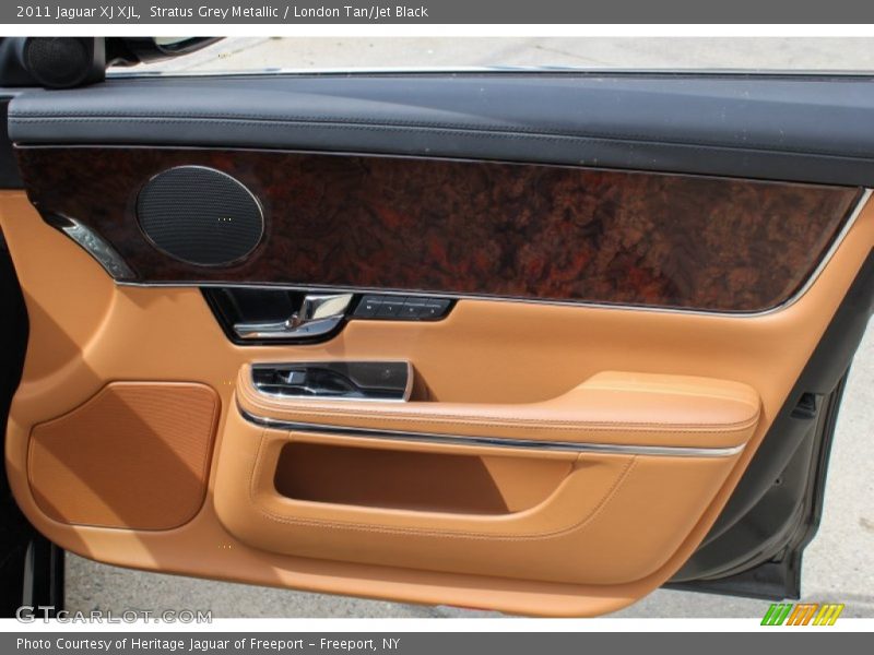 Door Panel of 2011 XJ XJL