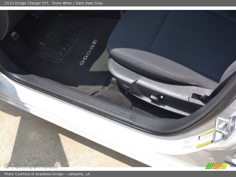 Stone White / Dark Slate Gray 2010 Dodge Charger SXT