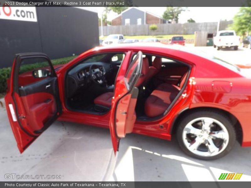 Redline 3 Coat Pearl / Black/Red 2013 Dodge Charger R/T Max