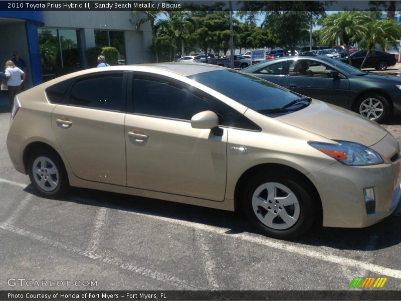 Sandy Beach Metallic / Bisque 2010 Toyota Prius Hybrid III
